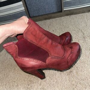 Womens Red Miz Mooz Laurie Red Brick Lane high heel Leather ankle boots sz 10